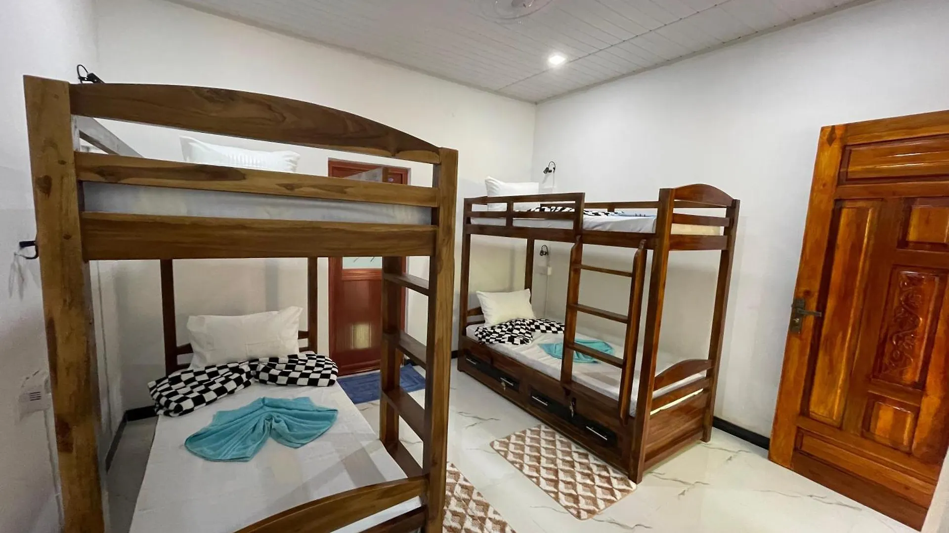 Sigiri Village Vibe Hostel Sigiriya 0*,  Sri Lanka