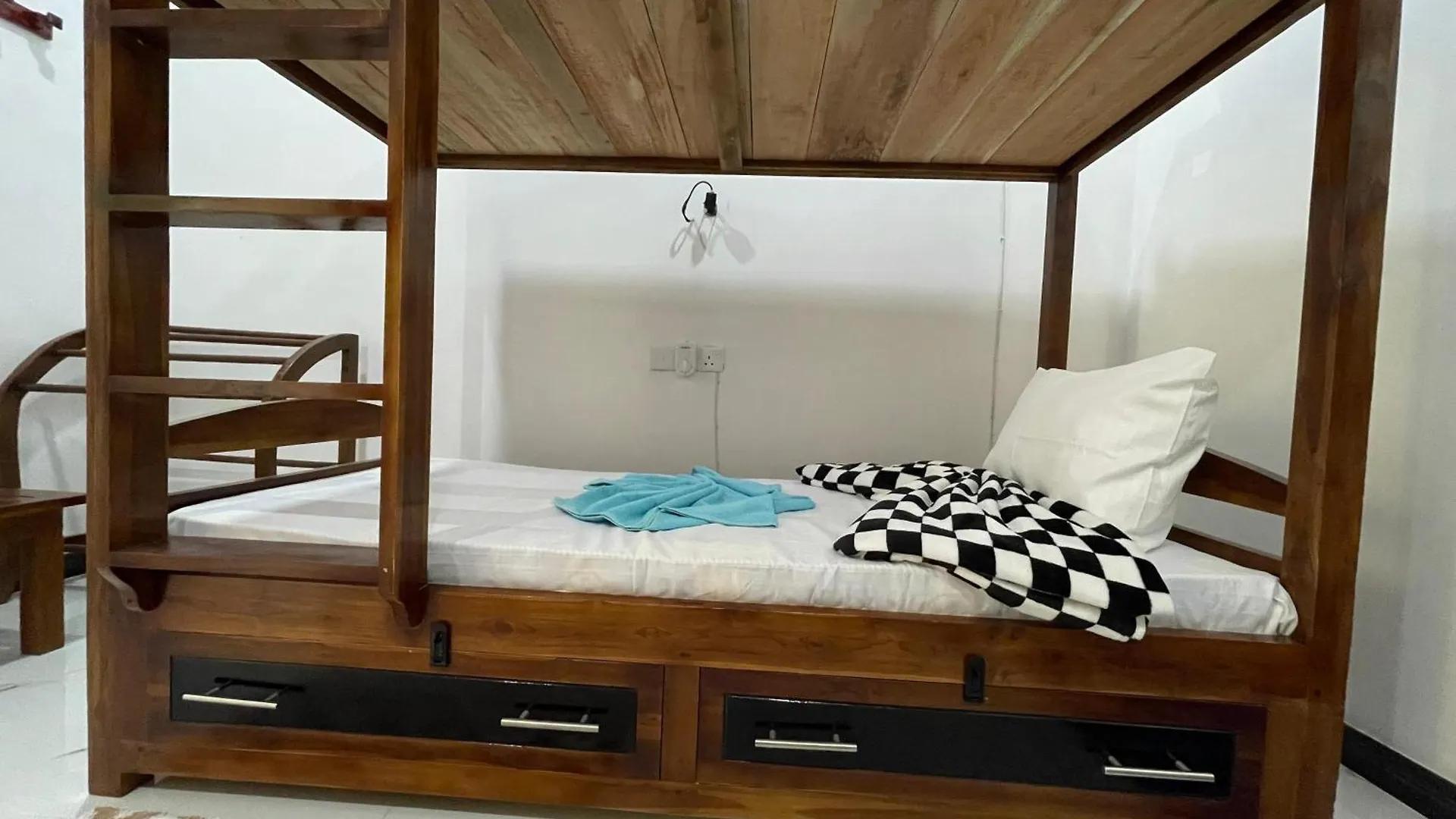 Sigiri Village Vibe Hostel Sigiriya